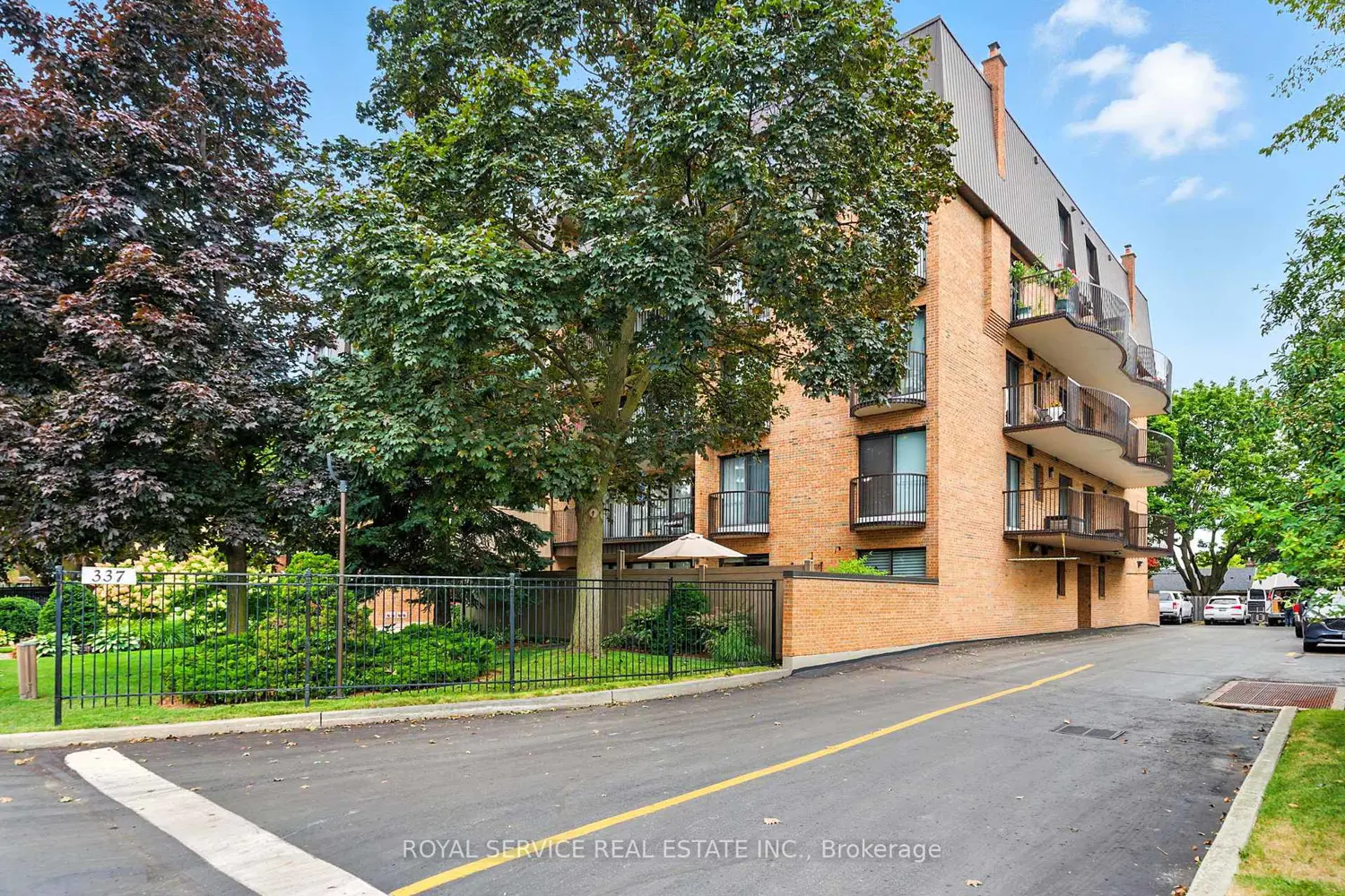 Additional image 3 of 337 Simcoe Street 101