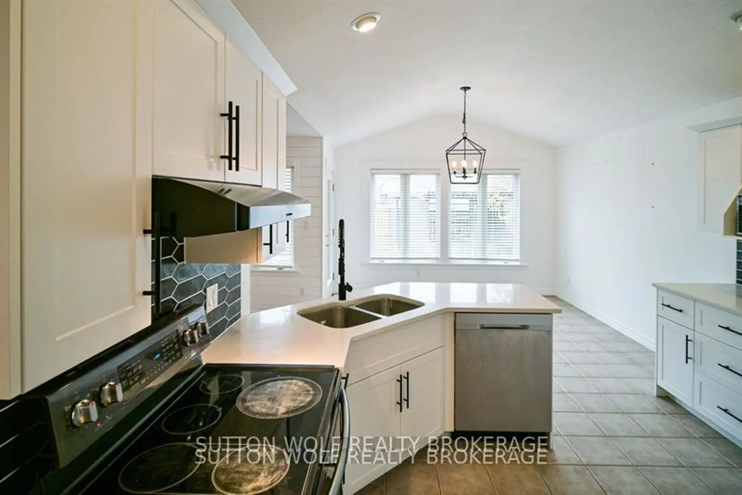 501 Darcy Drive photo 3