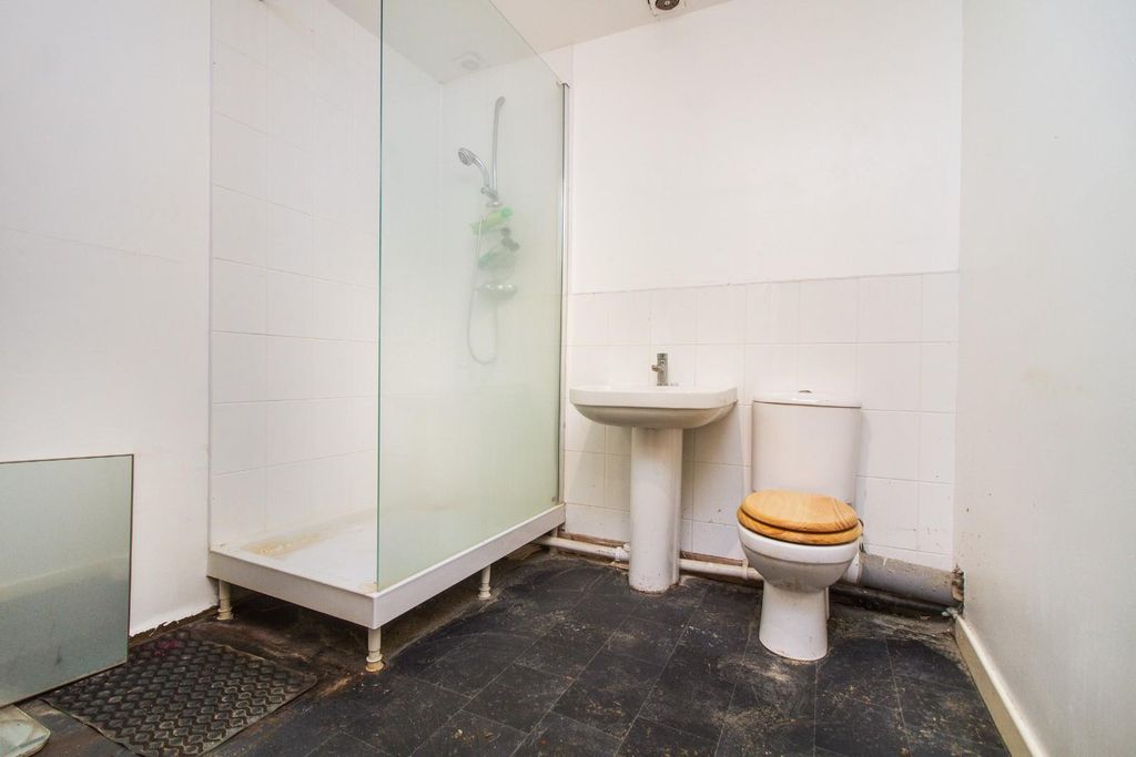Additional image 10 of 3 bed maisonette for salePercy Gardens, North Shields NE30