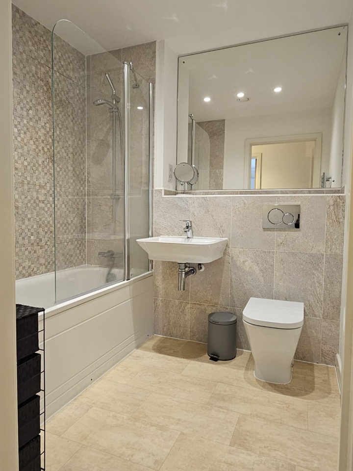 Additional image 8 of 2 Bed Flat, Madison Walk, B15, N1 7GU