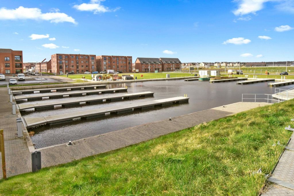 Additional image 10 of 3 bed flat for saleCanal View, Winchburgh EH52
