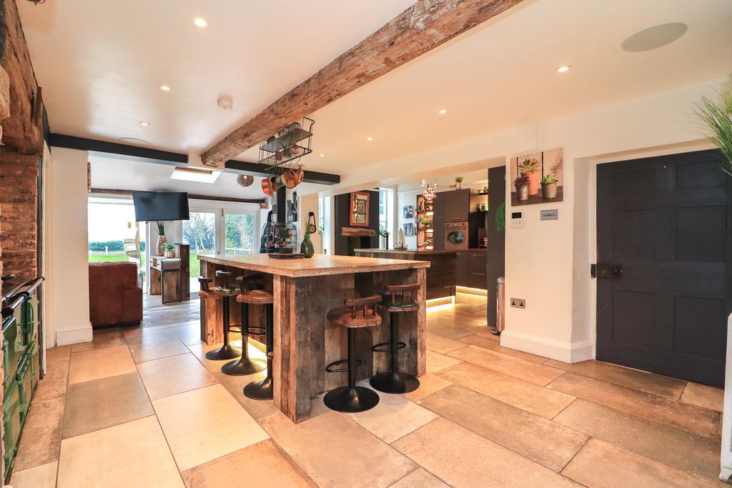 Additional image 8 of 7 bed farmhouse for saleElford Road, Tamworth B79