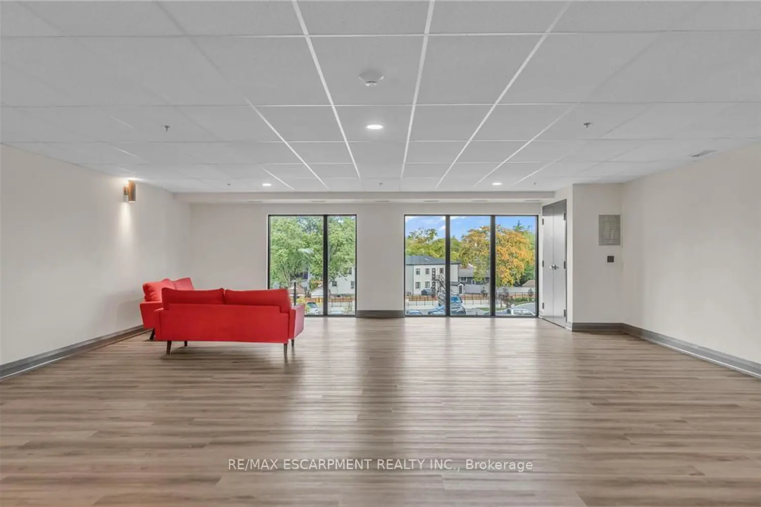 Additional image 17 of 50 Herrick Avenue 231