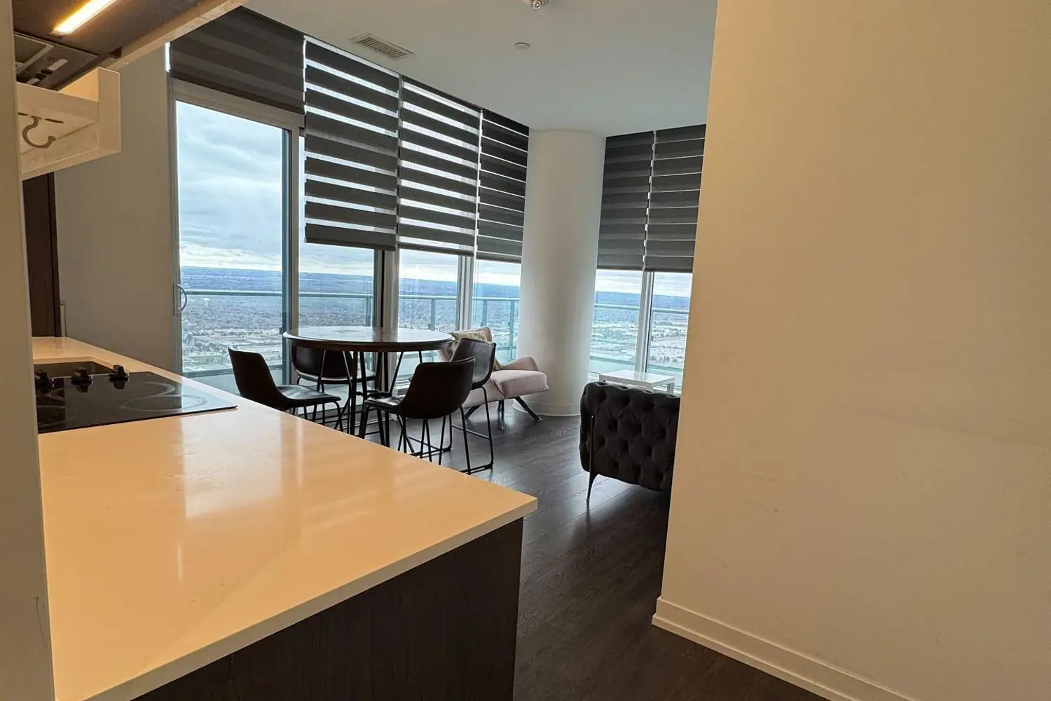 Additional image 19 of 950 Portage Parkway Ph12