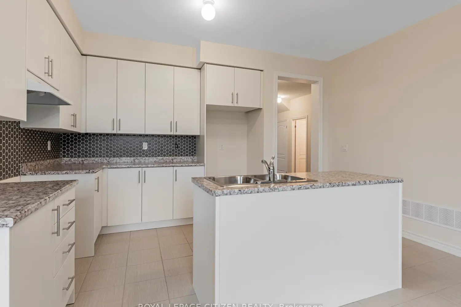 Additional image 10 of 7 Jeanne Pynn Avenue