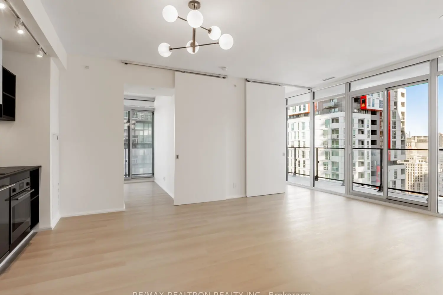 Additional image 3 of 125 Peter Street 2308