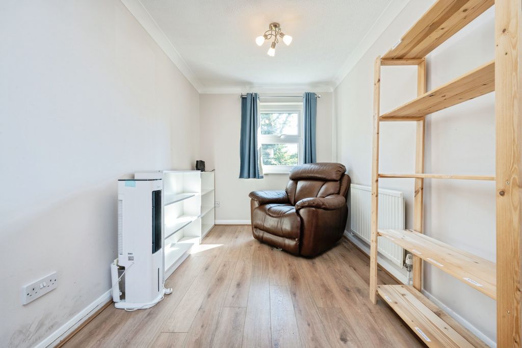 Additional image 9 of 2 bed flat for saleAshburnham Road, Bedford MK40