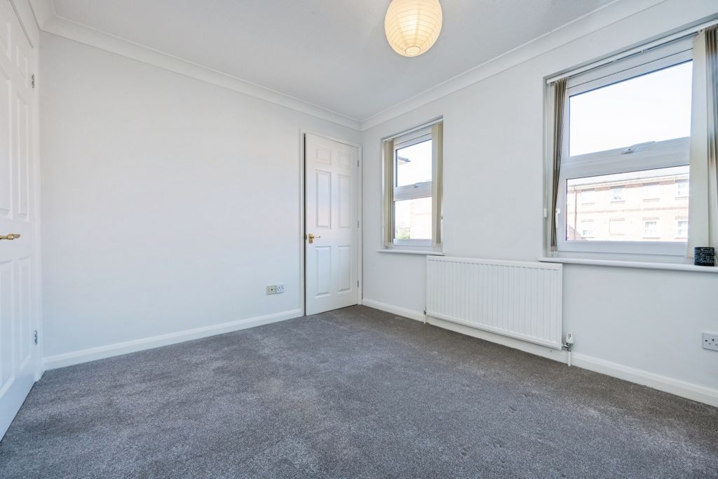 Additional image 19 of 2 bed flat for saleAshburnham Road, Bedford MK40