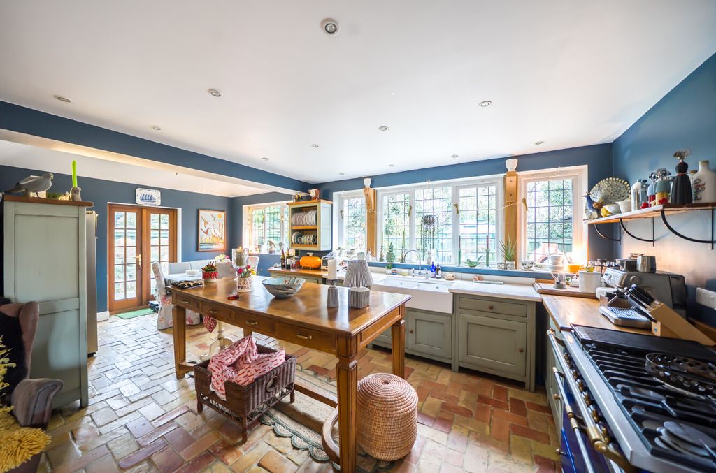 Additional image 7 of 4 bed detached house for saleAbbotts Way, Highfield, Southampton, Hampshire SO17