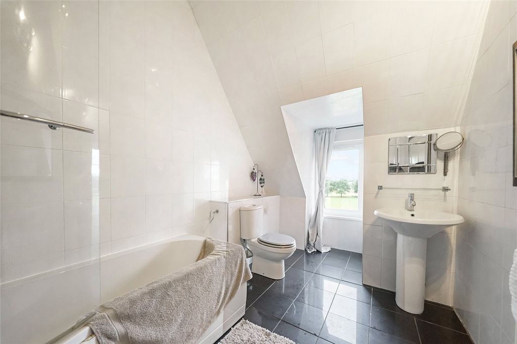 Additional image 24 of 6 bed detached house for salePark Avenue, Tillicoultry, Clackmannanshire FK13