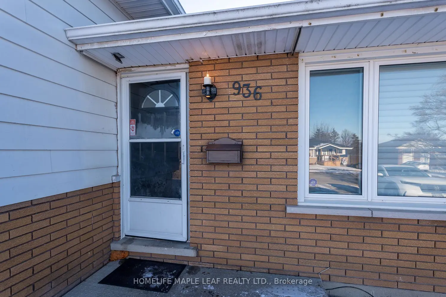 Additional image 3 of 936 Alice Street