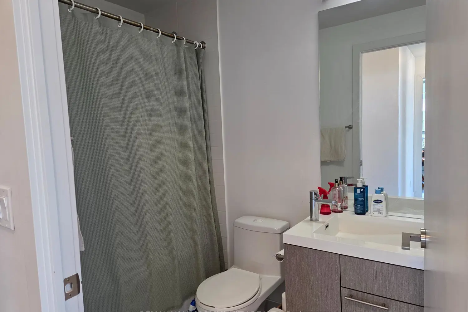 Additional image 12 of 199 Richmond Street 1602