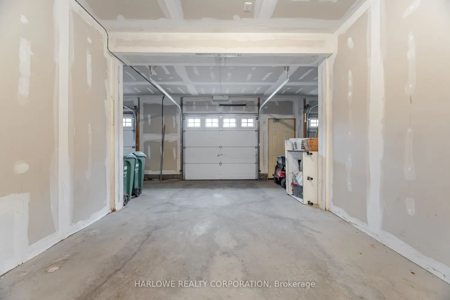 Additional image 17 of 60 Fairwood Circle 11