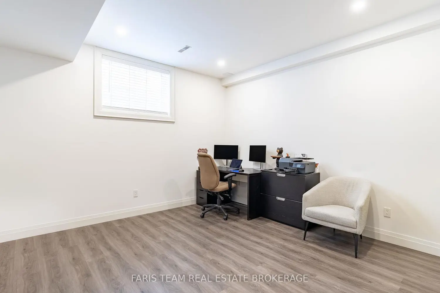 Additional image 12 of 142 Mennill Drive