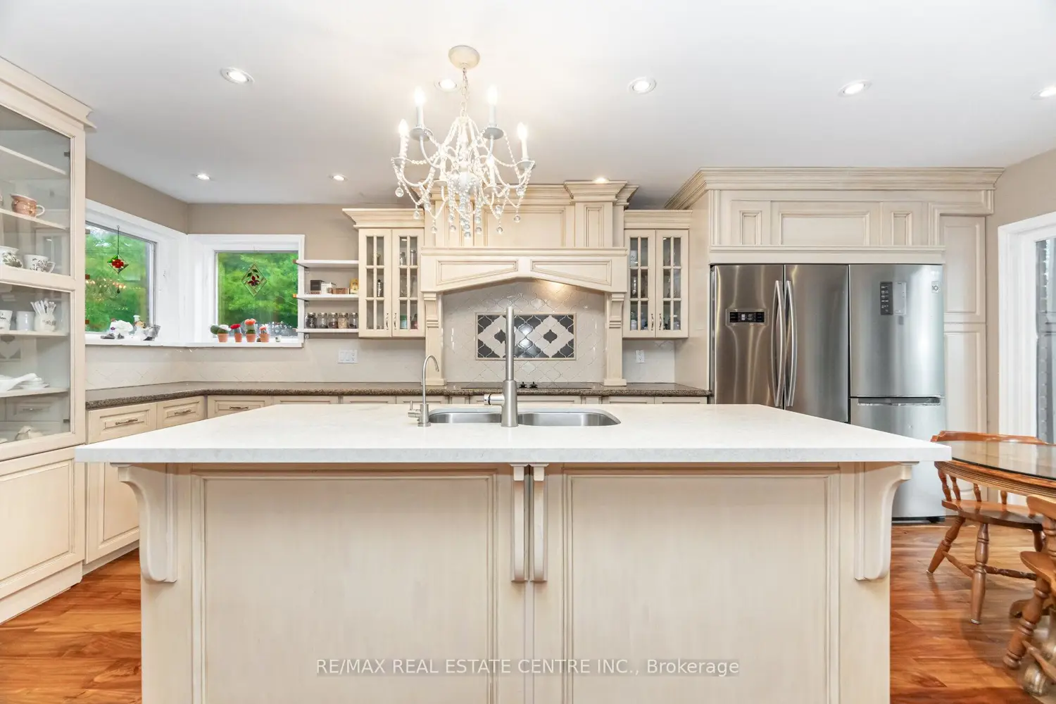 Additional image 9 of 29 Jessica Lane