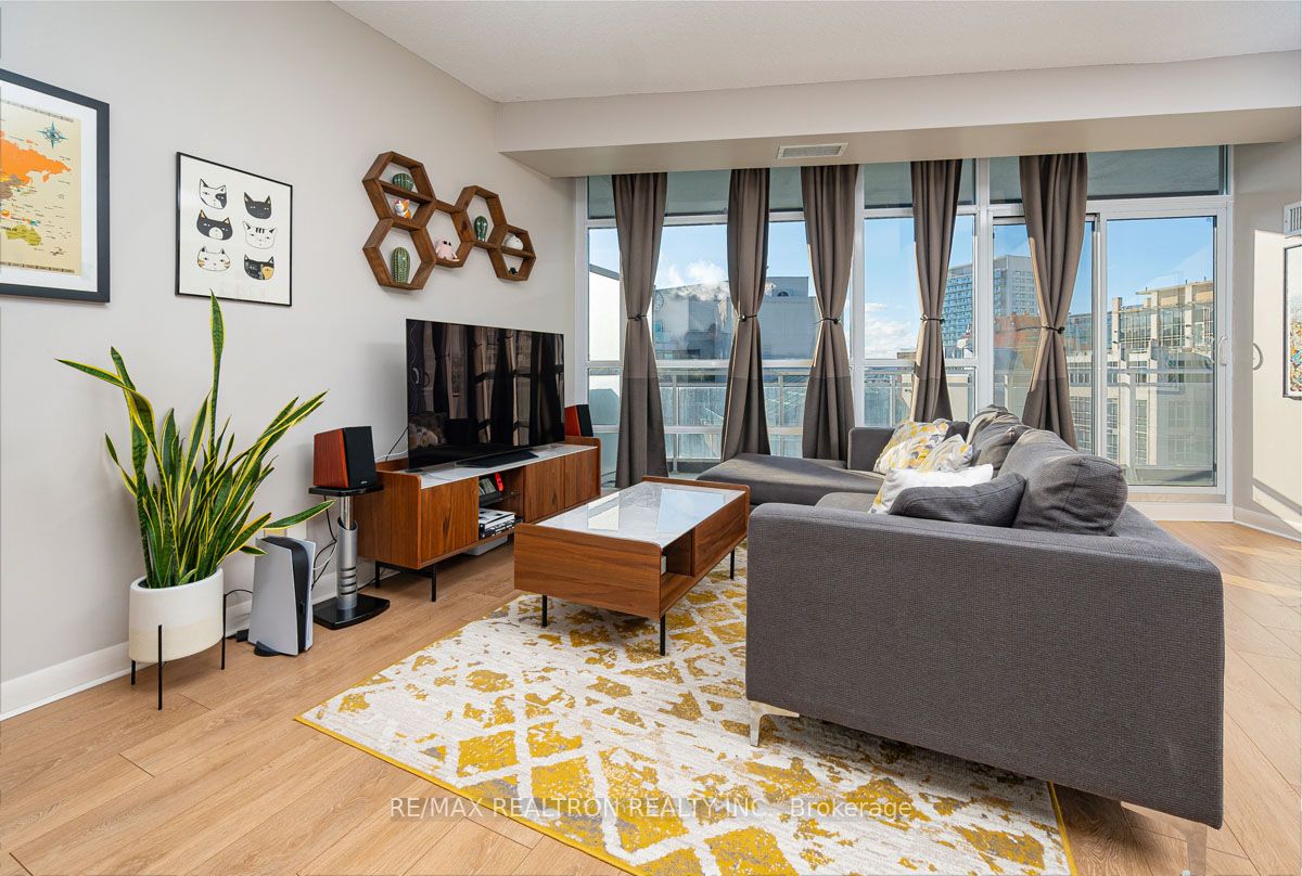 Additional image 5 of 1008-15 Bruyeres Mews, Toronto, ON, M5V 0A7
