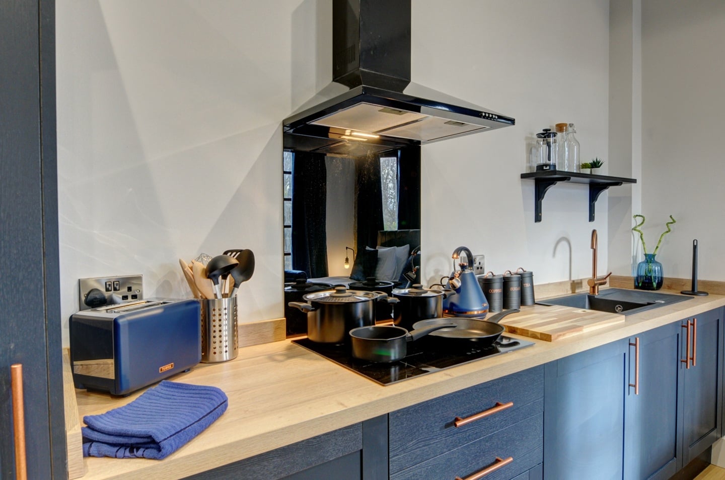 Additional image 3 of 6 Bed Semi-Detached House, Ellerby Rd, LS89, N1 7GU