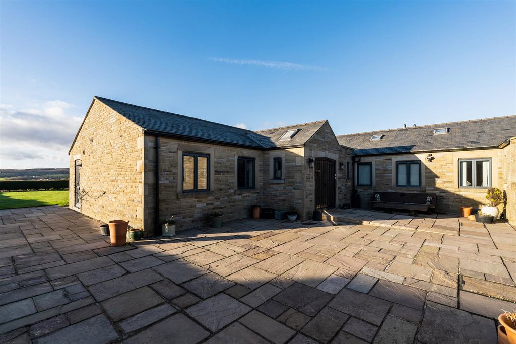 Additional image 25 of 6 bed detached house for saleHolmesfield, Dronfield S18