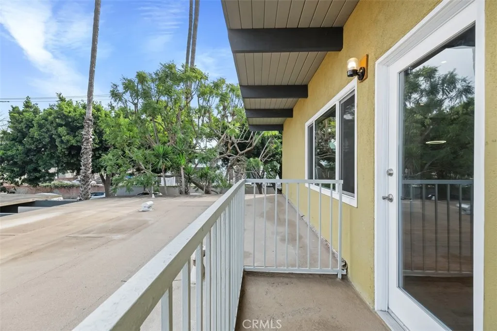 Additional image 4 of 2325 Kansas Avenue Unit 7, Santa Monica, CA 90404