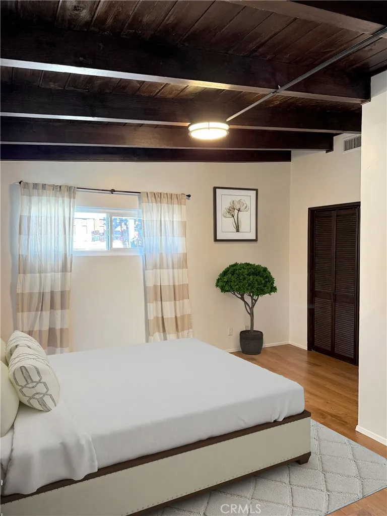 Additional image 38 of 7363 Caldus Ave, Lake Balboa, CA 91406