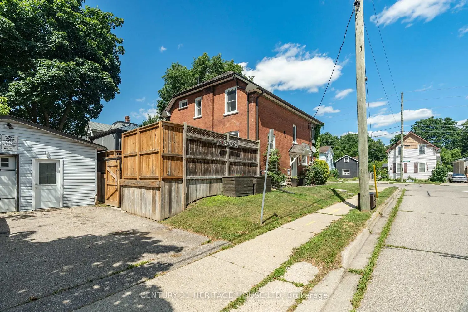 Additional image 10 of 562 Laurel Street