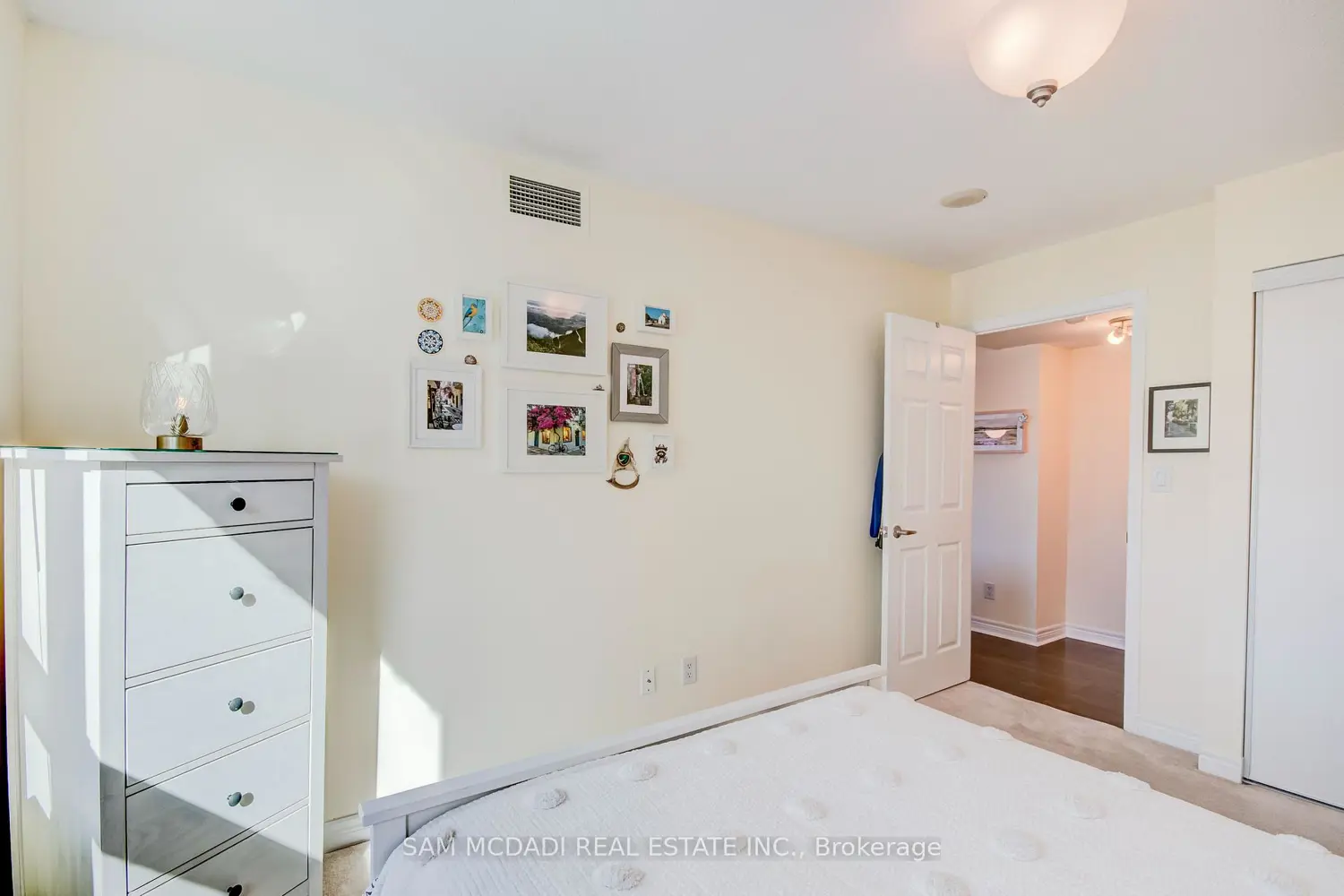 Additional image 14 of 208 Enfield Place 2205