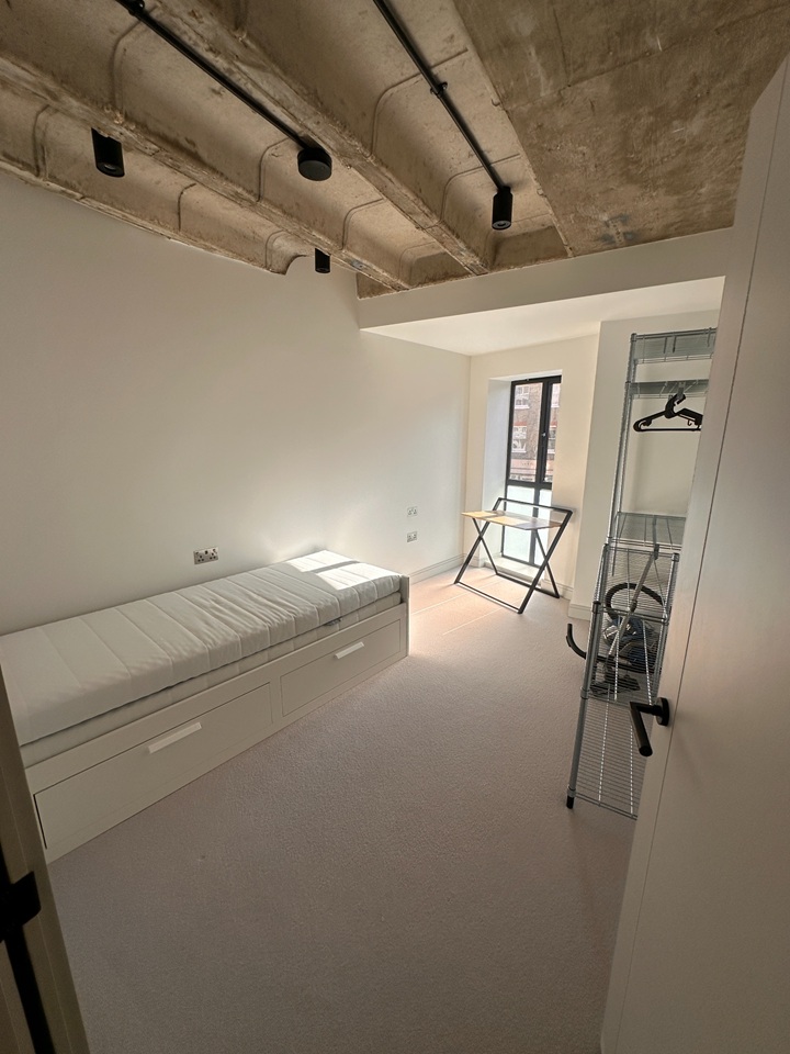 Additional image 9 of 2 Bed Flat, Hoxton Street, N1, N1 7GU