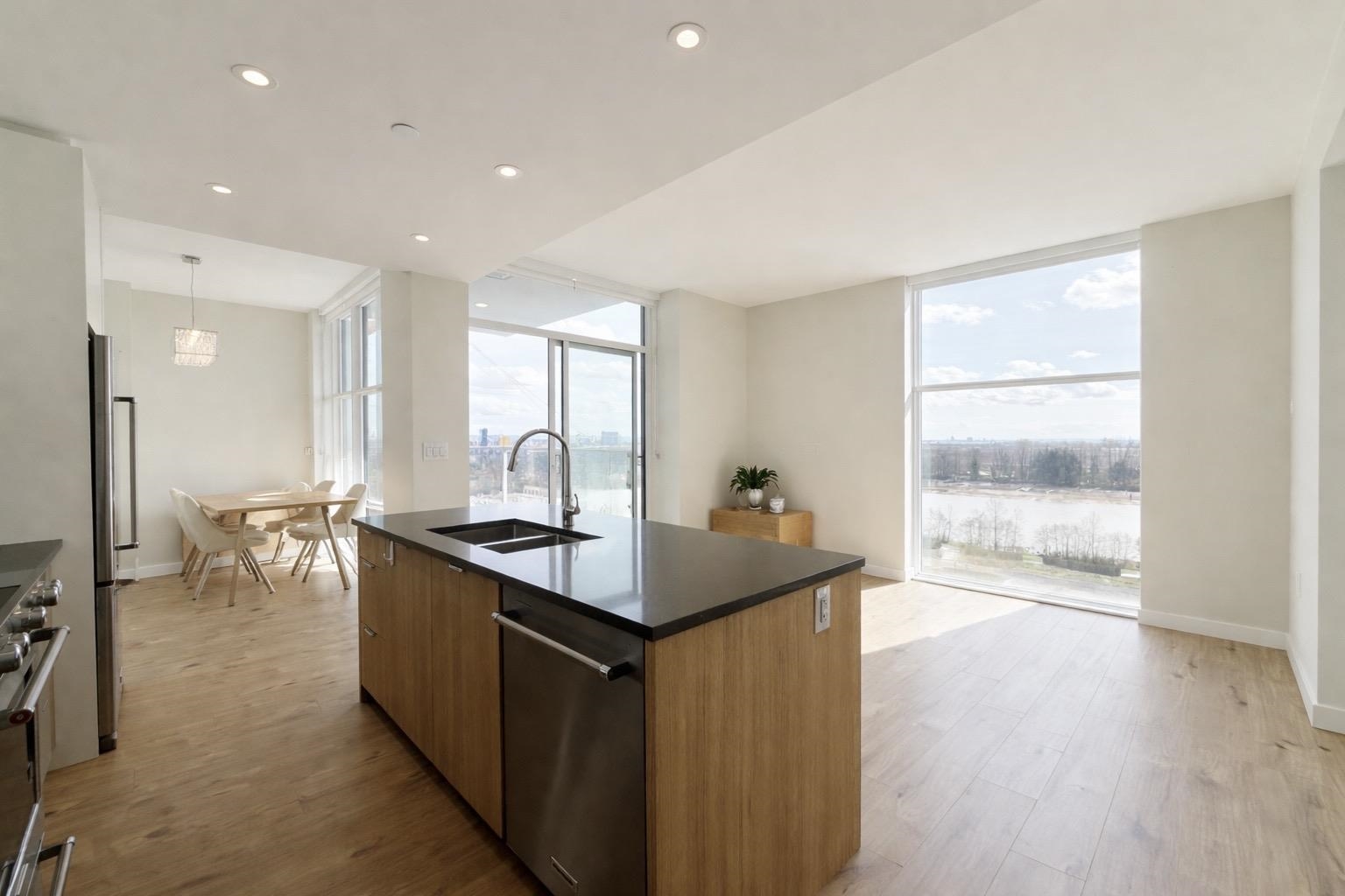 1309-3430 Kent Avenue South Avenue E, Vancouver, BC, V5S 0G7