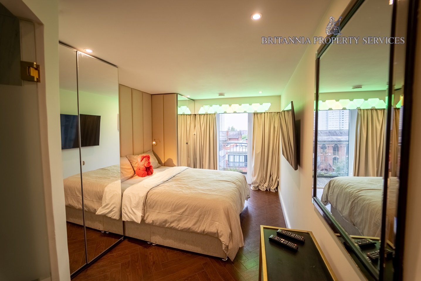 3 Bed Penthouse, The Mailbox, B1, N1 7GU