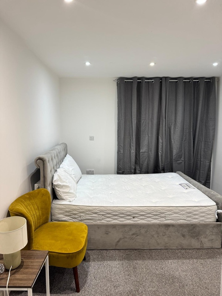 Additional image 2 of Room in a Shared Flat, Old Kent Road, SE15, N1 7GU