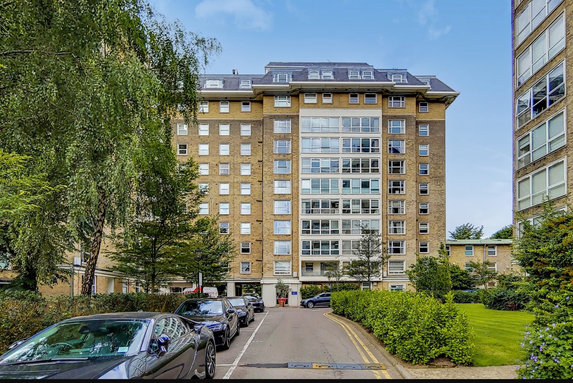 Additional image 12 of 3 Bed Flat, Boydell Court, NW8, N1 7GU