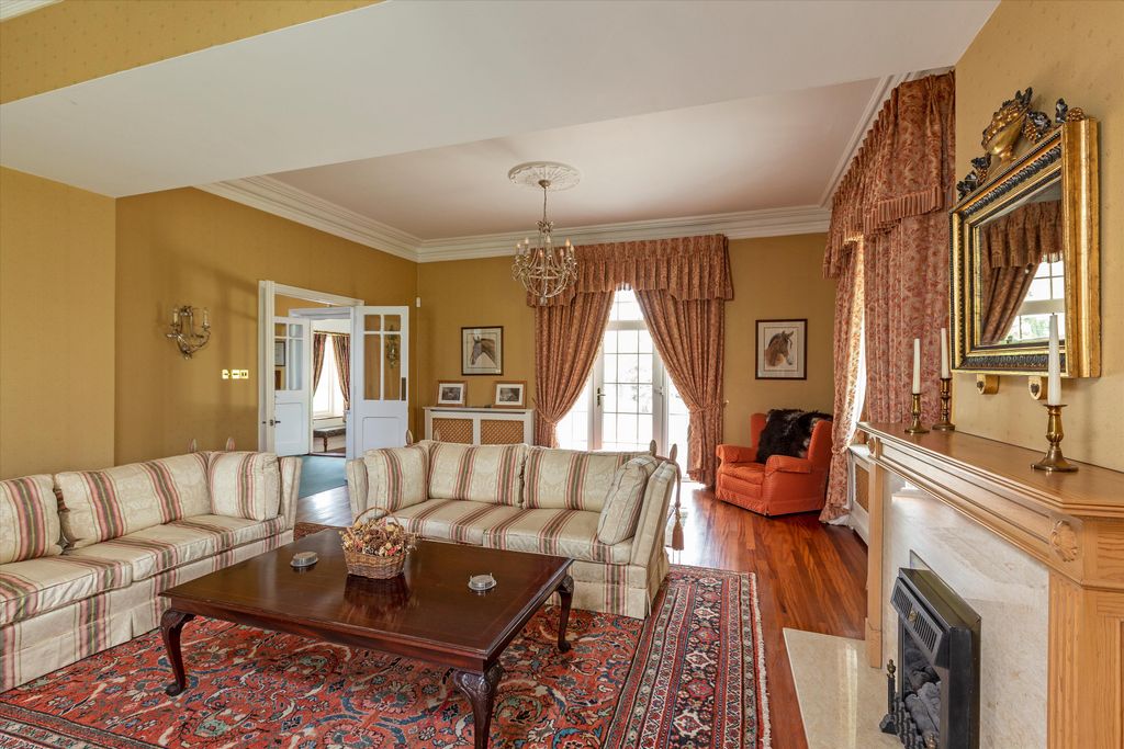 Additional image 7 of 7 bed detached house for saleGuildford Road, Broadbridge Heath, Horsham, West Sussex RH12