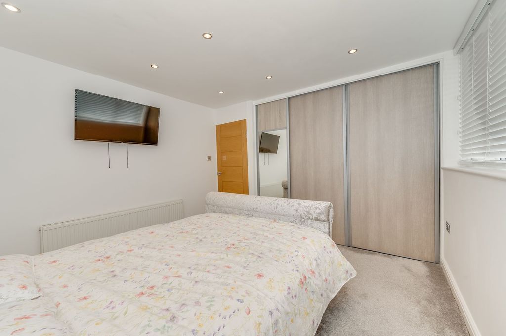 Additional image 11 of 2 bed maisonette for saleGervase Avenue, Sheffield S8