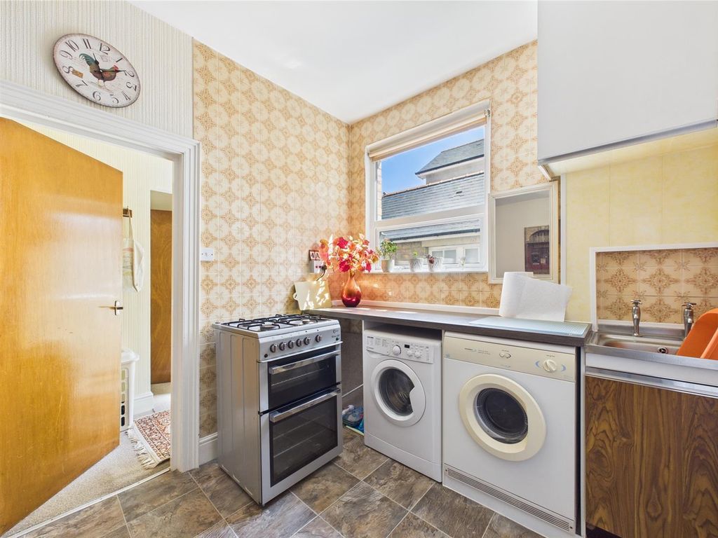 Additional image 9 of 2 bed flat for saleEsplanade, Porthcawl CF36