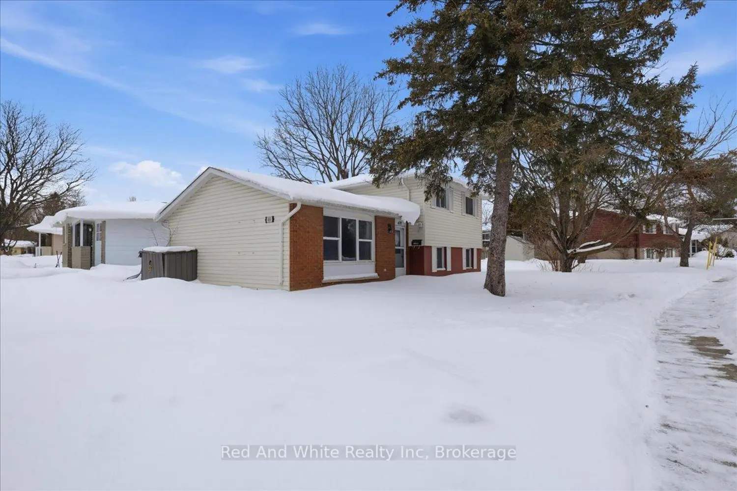 Additional image 3 of 400 Midwood Crescent