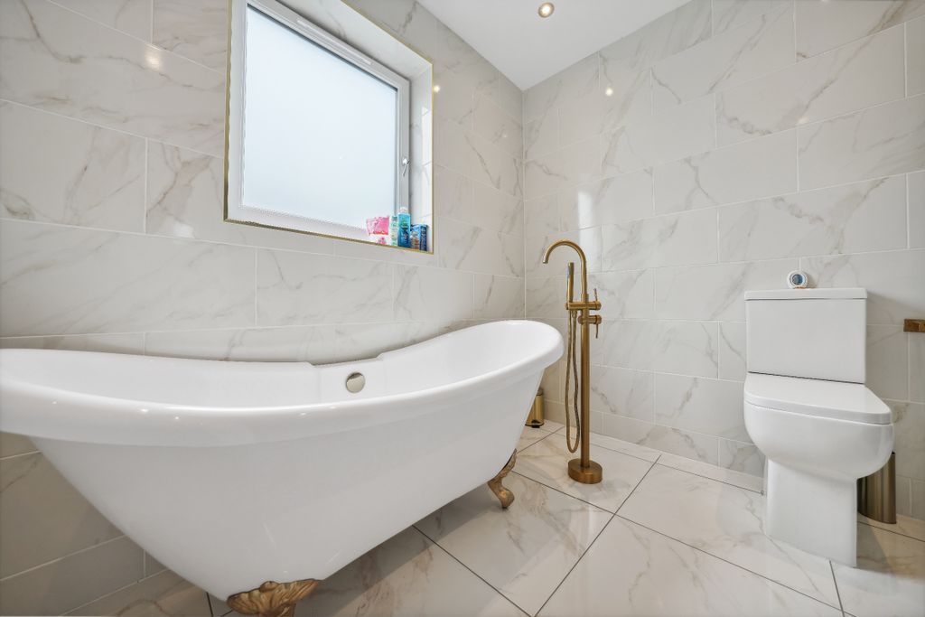 Additional image 21 of 4 bed detached house for saleClyde Grove, Crossford, Carluke ML8