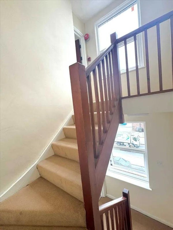 Additional image 7 of 2 Bed Flat, Commercial Road, E1, N1 7GU