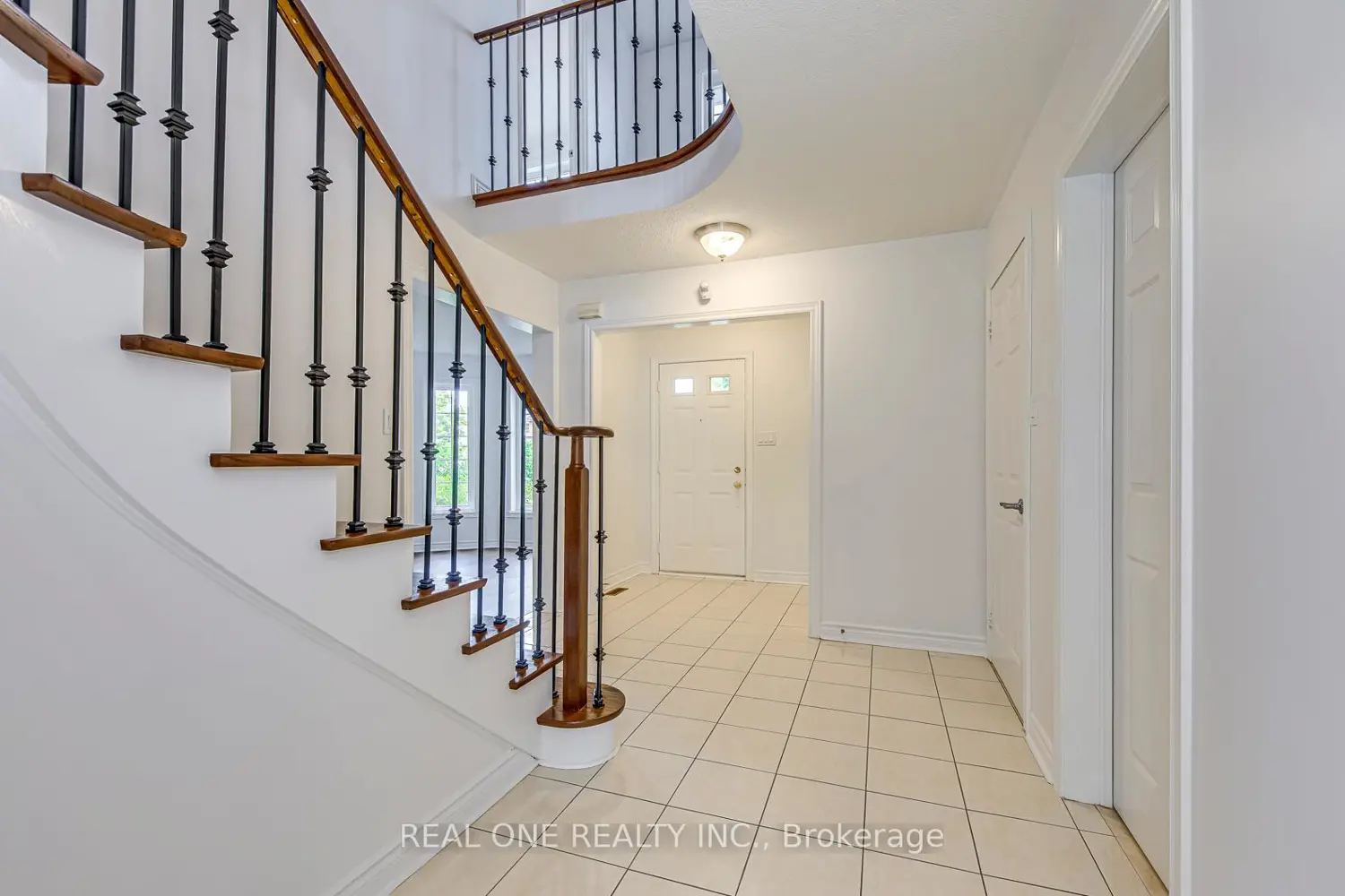 Additional image 2 of 5192 Castlefield Drive