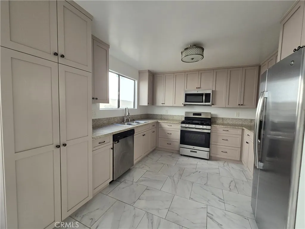 Additional image 38 of 2440 Penmar Avenue Unit 2, Venice, CA 90291