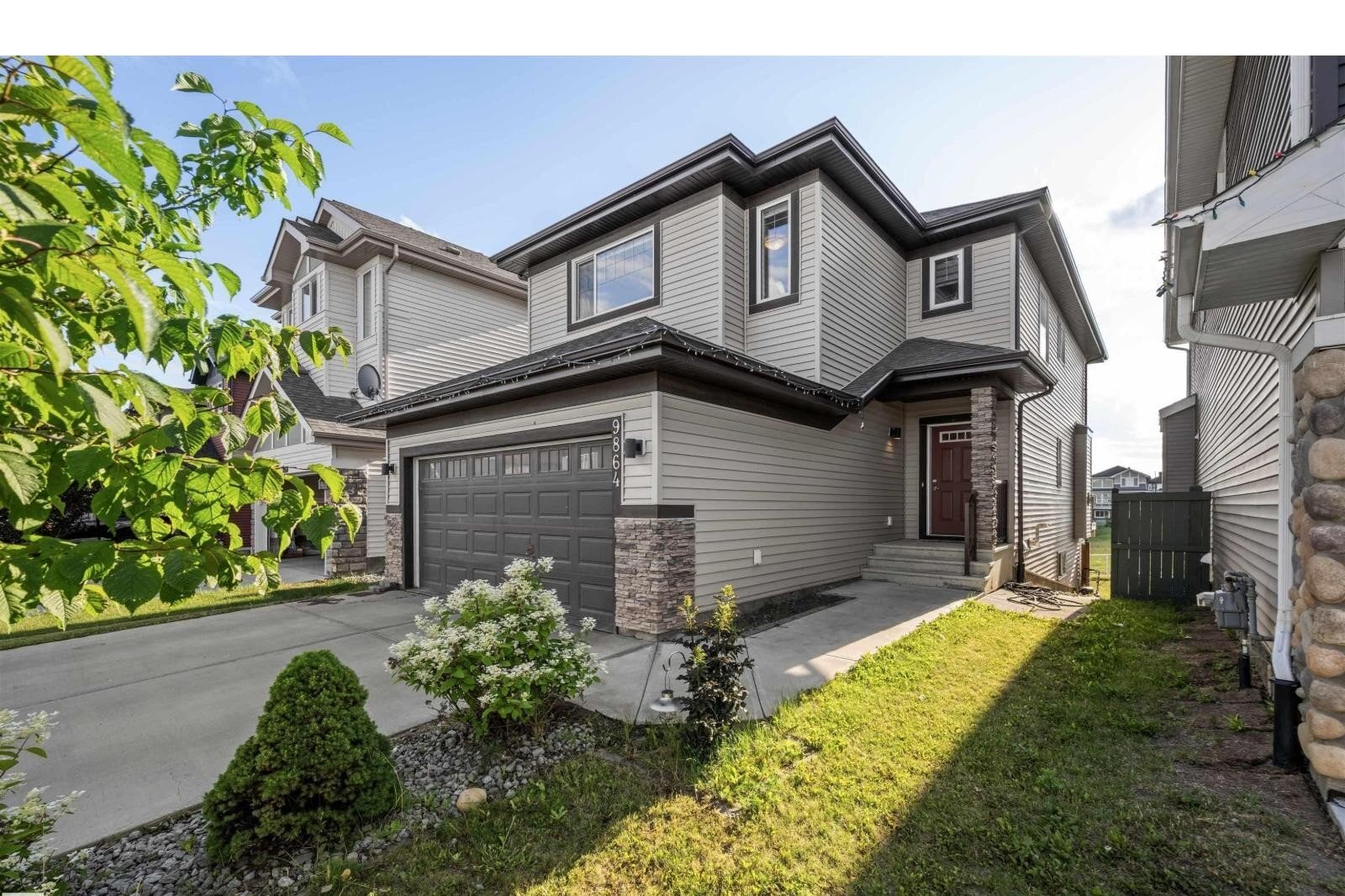 Additional image 7 of 9864 222 Street NW, Edmonton, AB, T5T7J1