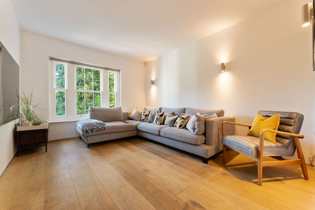 Additional image 19 of 6 bed detached house for saleWatersmeet Road, Salisbury SP2