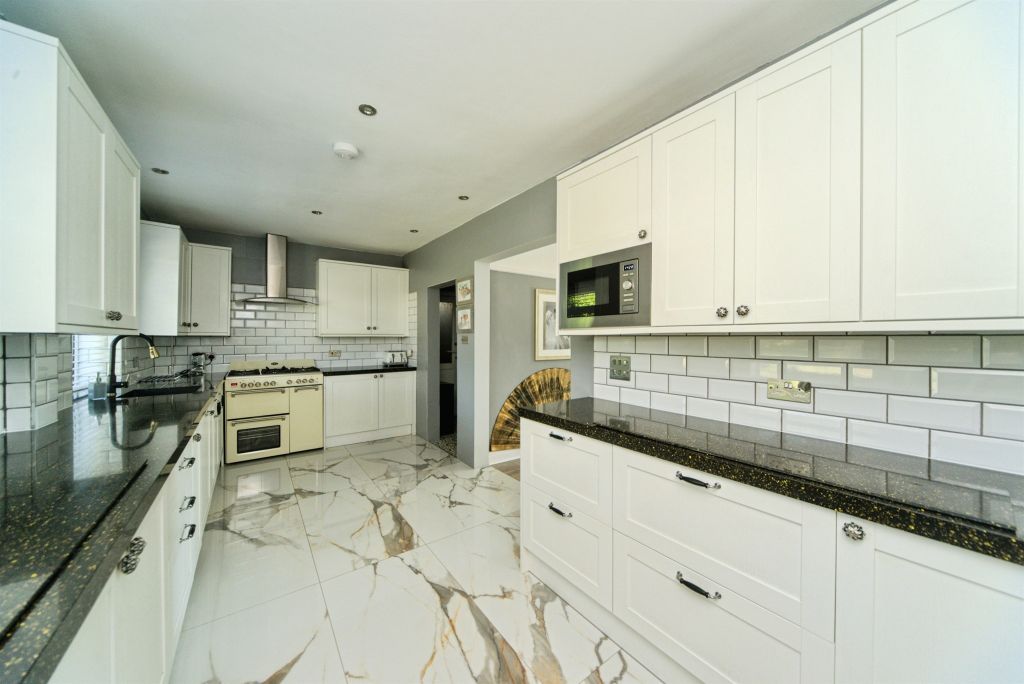 Additional image 21 of 5 bed detached house for saleGlassenbury Drive, Bexhill-On-Sea TN40