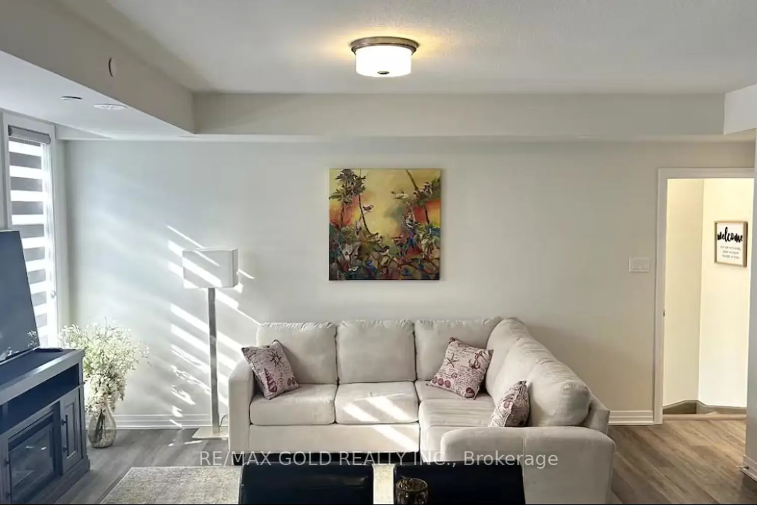 Additional image 2 of 35 Fieldridge Crescent 36