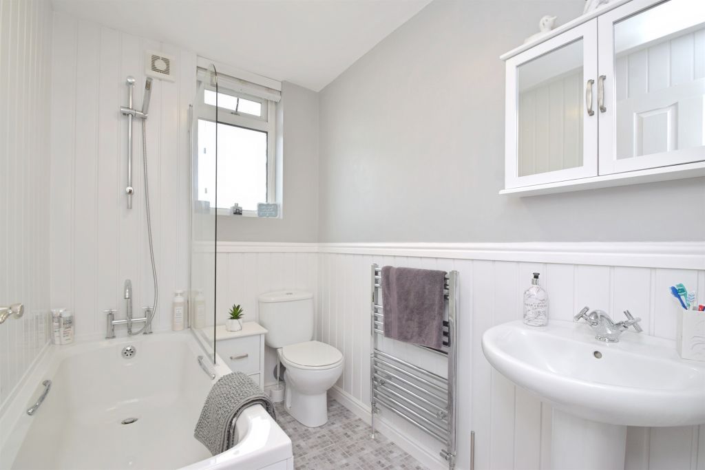 Additional image 12 of 2 bed flat for saleBeach Road, Porthcawl CF36