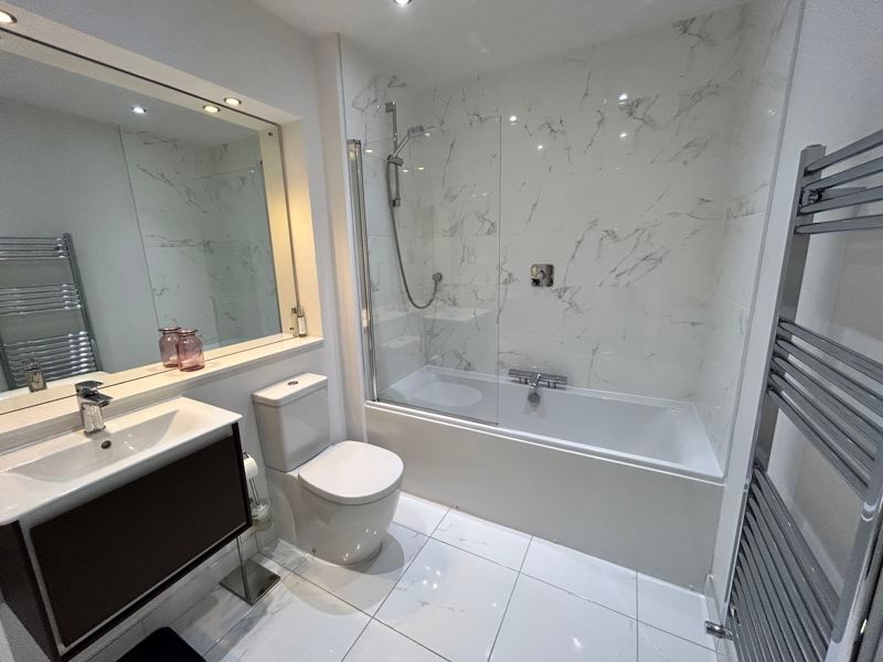Additional image 18 of 3 bed flat for salePwllycrochan Avenue, Colwyn Bay LL29