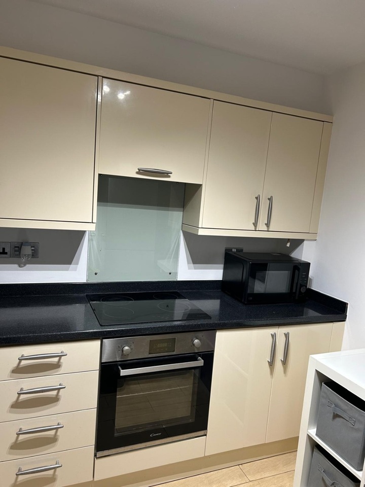 Additional image 11 of 2 Bed Flat, Peregrine House, SW11, N1 7GU