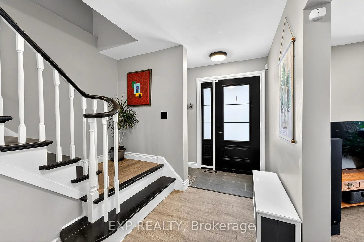 Additional image 9 of 266 Bleecker Avenue