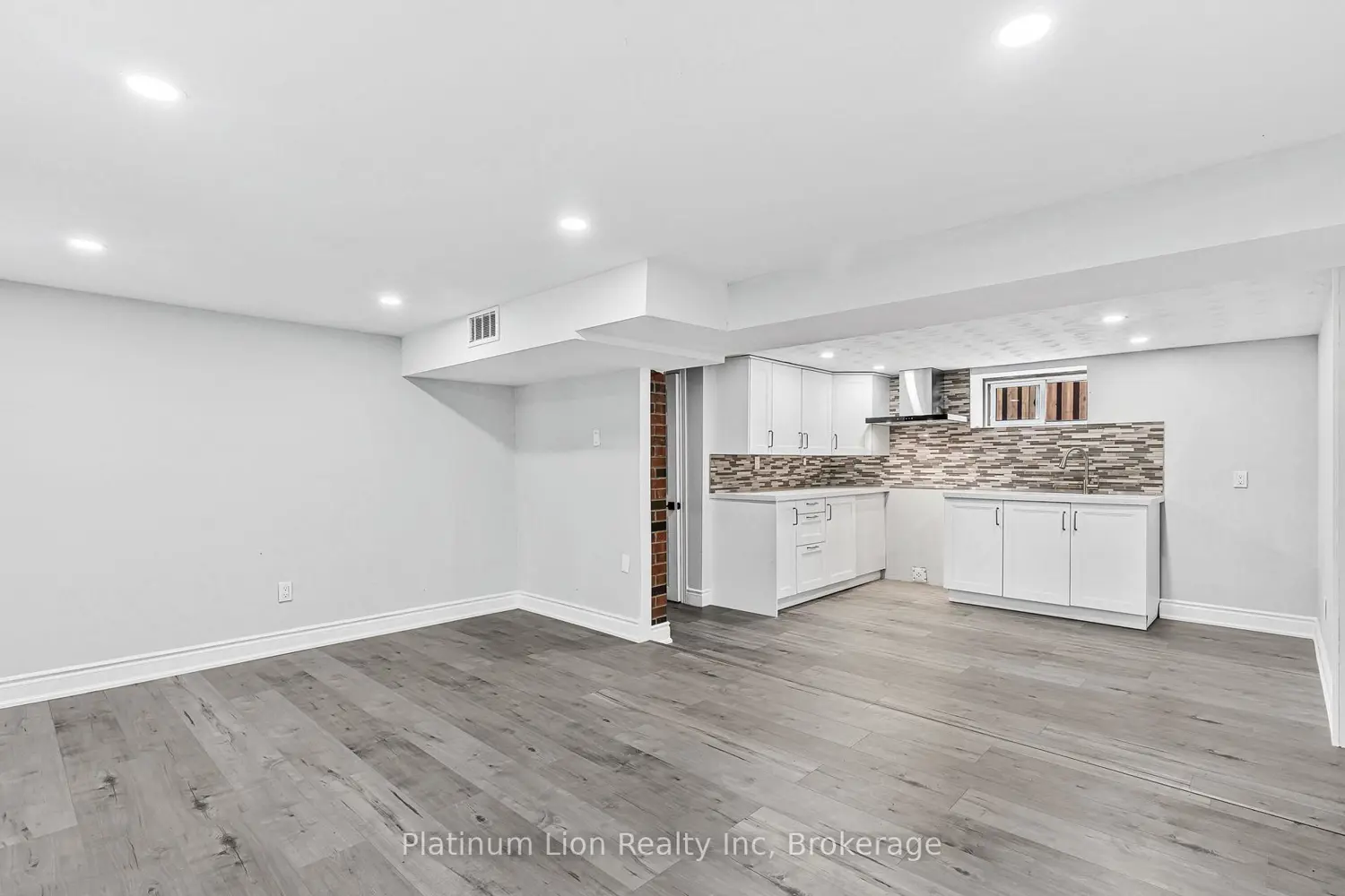 Additional image 17 of 146 Craigroyston Road