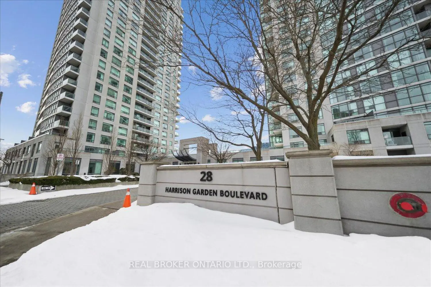Additional image 19 of 28 Harrison Garden Boulevard 808