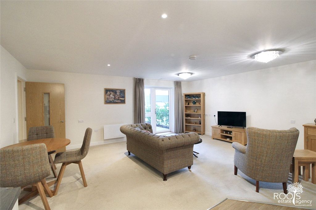 Additional image 7 of 1 bed flat for saleThatcham, Berkshire RG19
